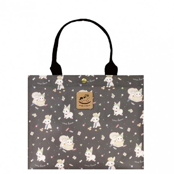 Big Bento Bag (Button) | UMA213 | Bunny on Scale Black